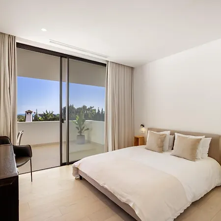 Villa Elviria - Private Swimming Pool Marbella