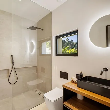 Elviria - Private Swimming Pool Villa *